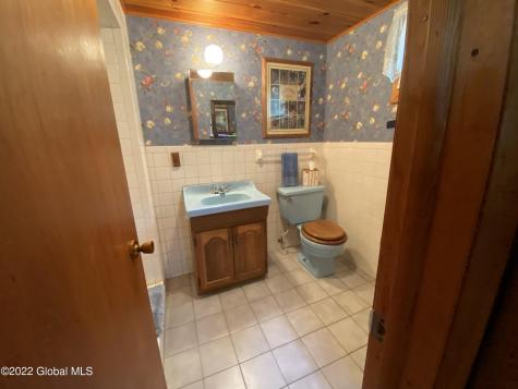 130 Franklin Beach Road Saratoga Springs NY 12866