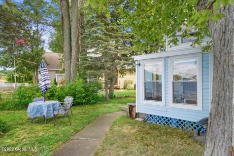 130 Franklin Beach Road Saratoga Springs NY 12866