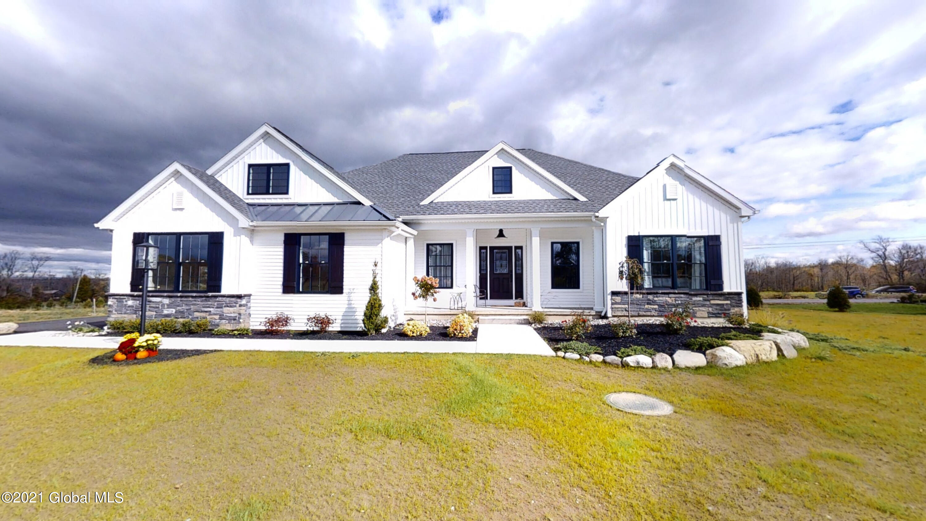 2 Mallory Way Ballston Lake NY 12020