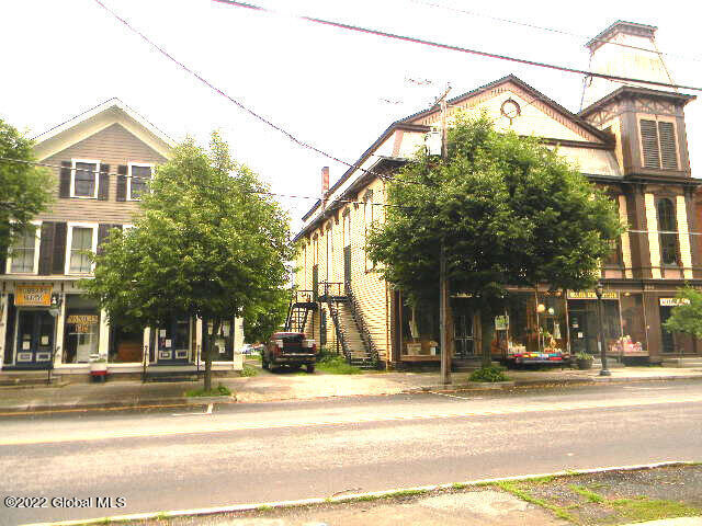 17-23 E Main Street Cambridge NY 12816