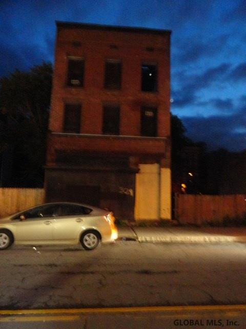 329 S Pearl Street Albany NY 12202
