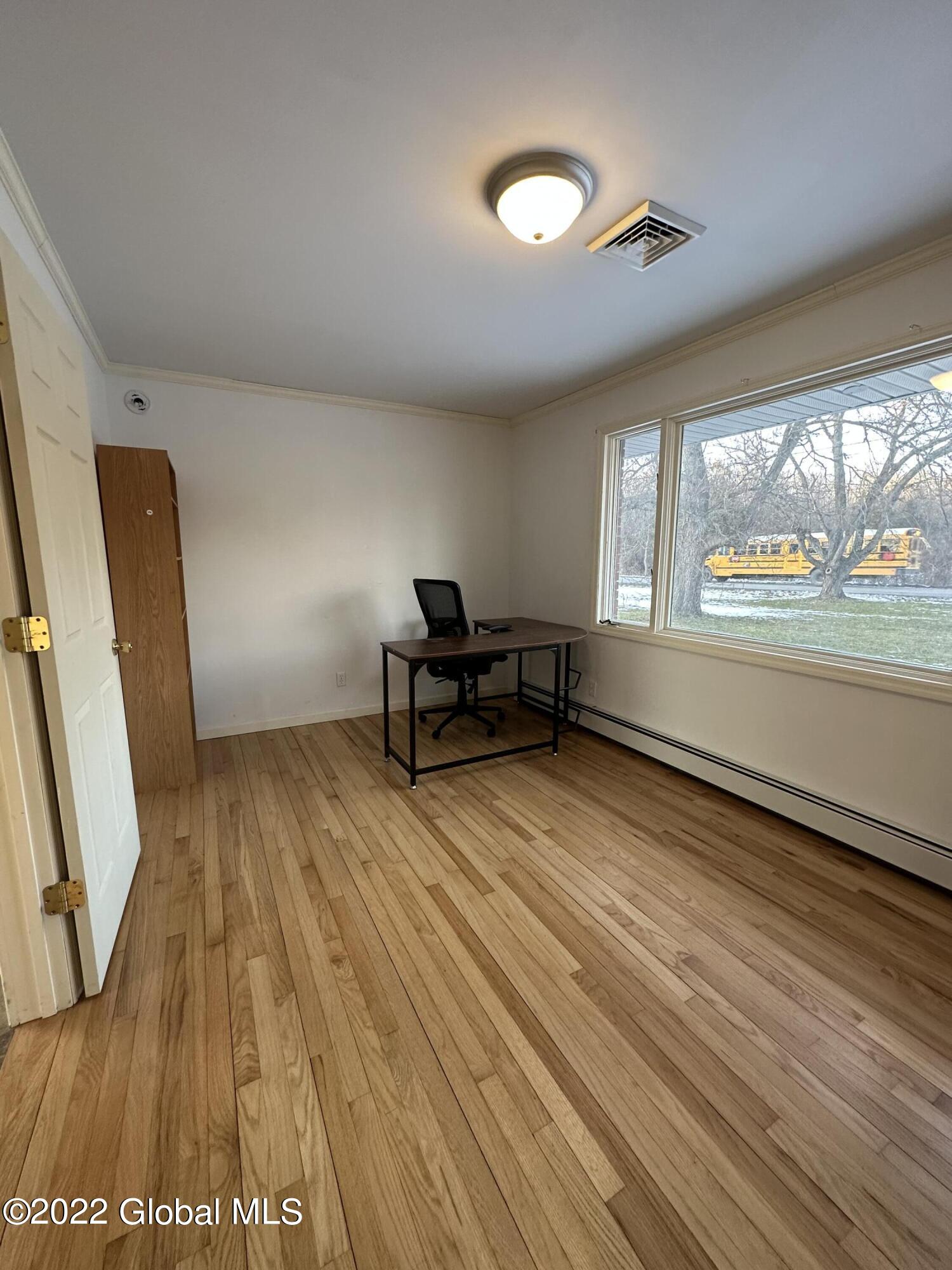 27 Reservoir Road New Baltimore NY 12192