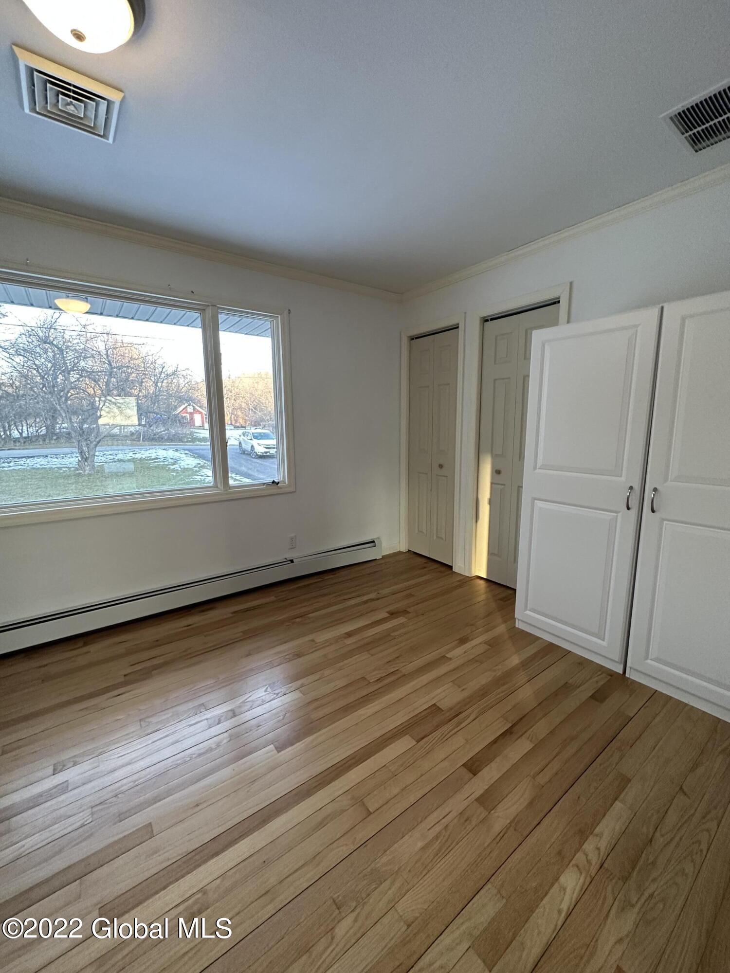 27 Reservoir Road New Baltimore NY 12192