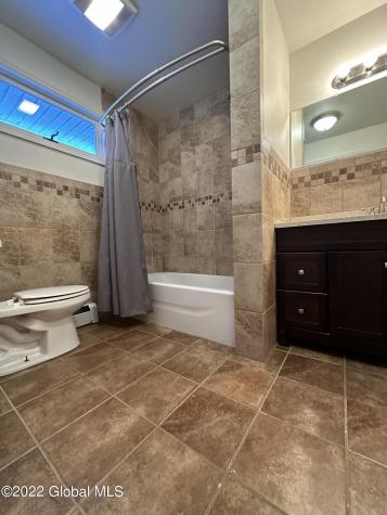 27 Reservoir Road New Baltimore NY 12192