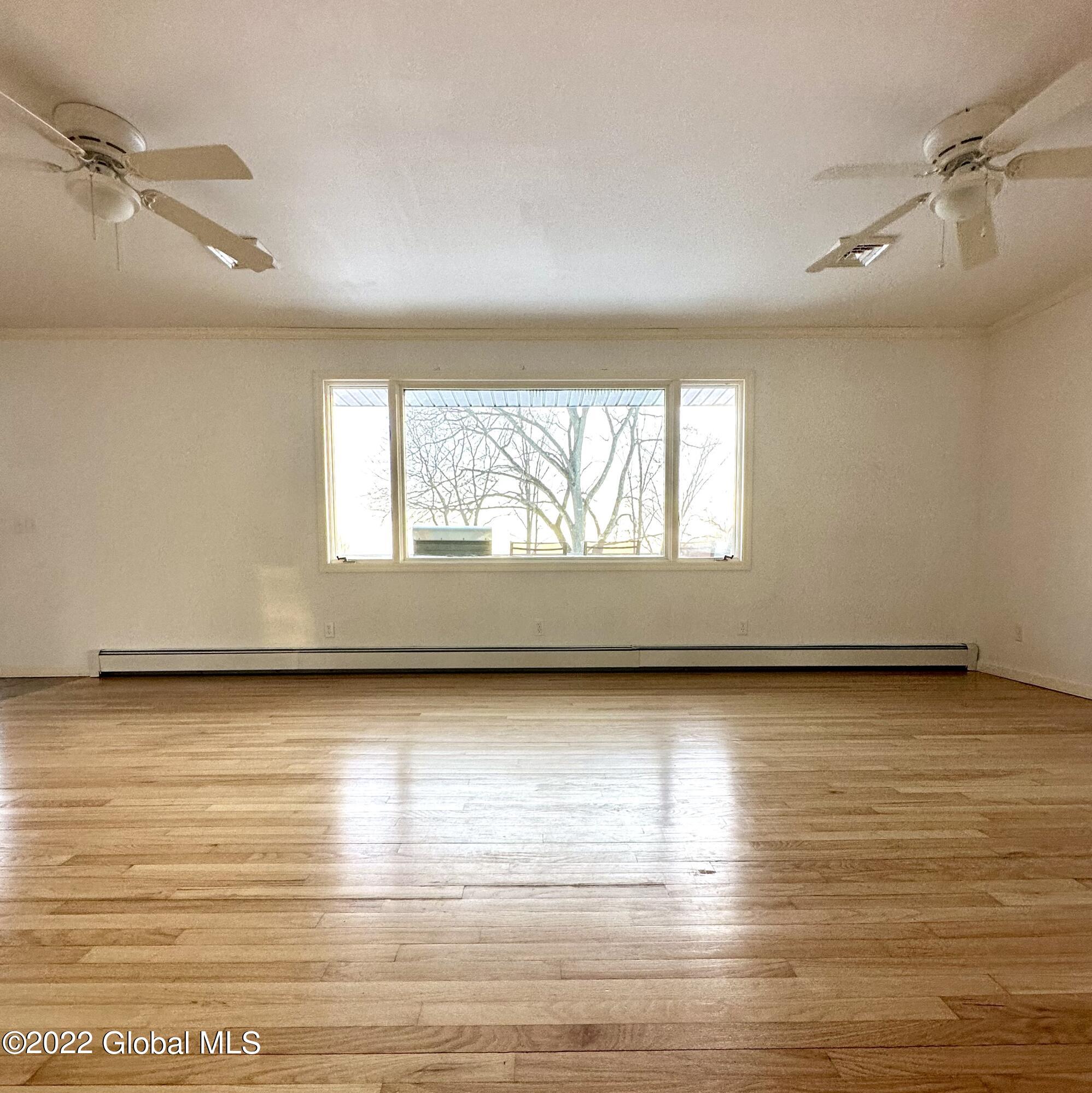 27 Reservoir Road New Baltimore NY 12192