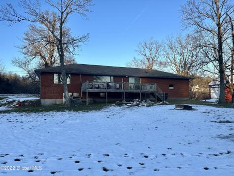 27 Reservoir Road New Baltimore NY 12192