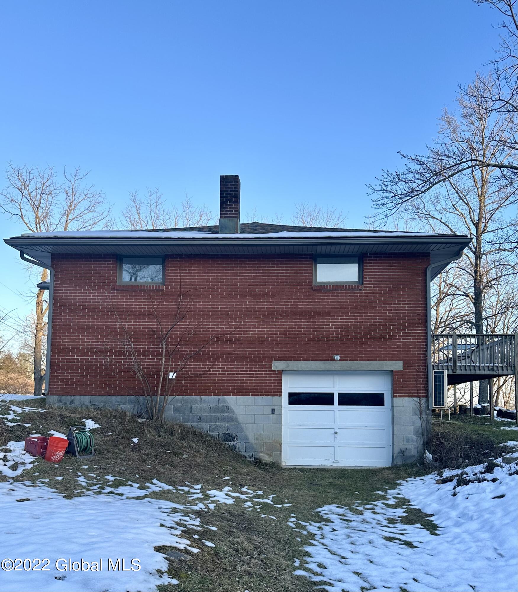 27 Reservoir Road New Baltimore NY 12192