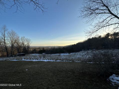 27 Reservoir Road New Baltimore NY 12192