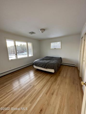 27 Reservoir Road New Baltimore NY 12192