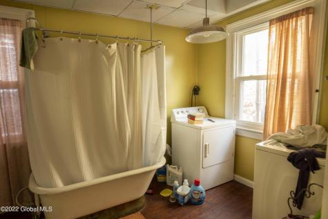 3028 6th Avenue Troy NY 12180