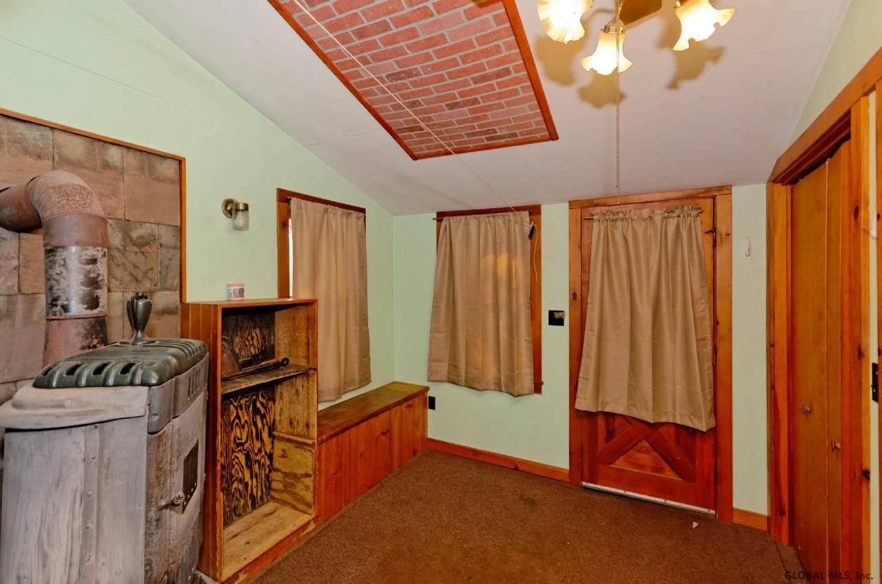 875 Ny Route 43 Stephentown NY 12168