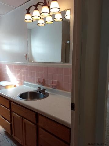 597 Via Ponderosa Guilderland NY 12303