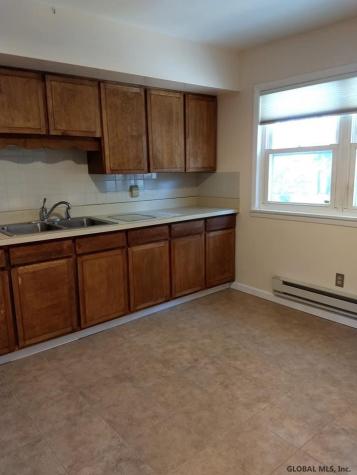 597 Via Ponderosa Guilderland NY 12303