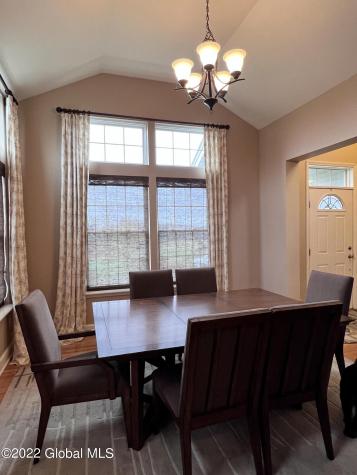 32 Sheldon Drive Mechanicville NY 12118