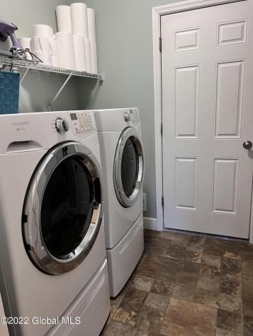 32 Sheldon Drive Mechanicville NY 12118