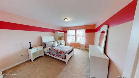 32 Sheldon Drive Mechanicville NY 12118