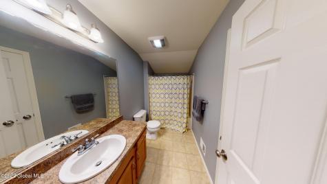 32 Sheldon Drive Mechanicville NY 12118