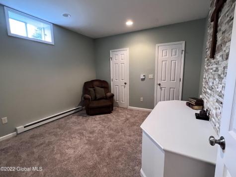 32 Sheldon Drive Mechanicville NY 12118
