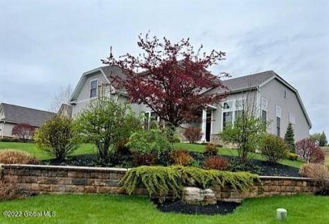 32 Sheldon Drive Mechanicville NY 12118