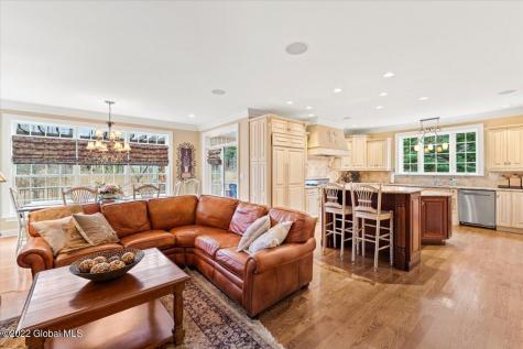 200 Agostino Avenue Niskayuna NY 12309