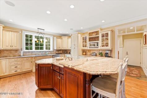 200 Agostino Avenue Niskayuna NY 12309