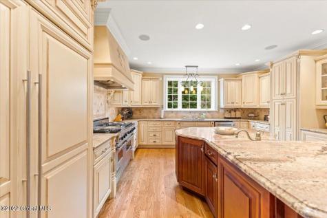 200 Agostino Avenue Niskayuna NY 12309