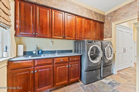 200 Agostino Avenue Niskayuna NY 12309