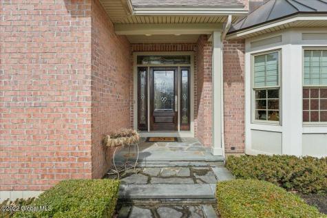 200 Agostino Avenue Niskayuna NY 12309