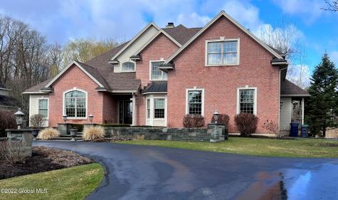 200 Agostino Avenue Niskayuna NY 12309