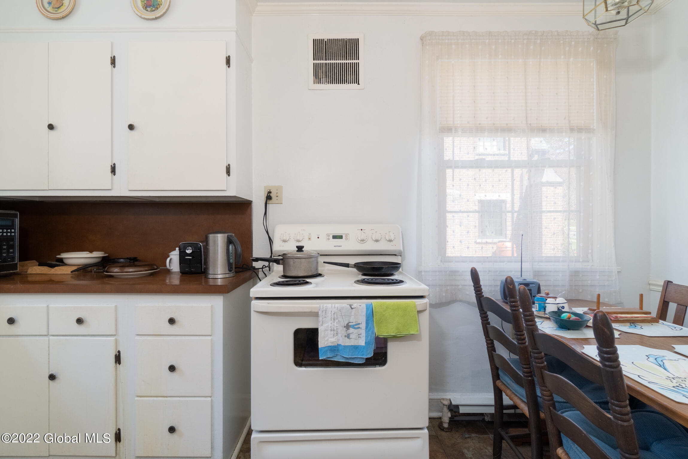 264 Lenox Avenue Albany NY 12208