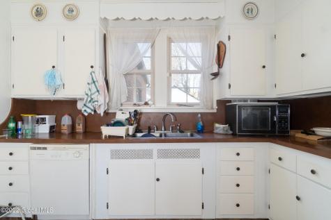 264 Lenox Avenue Albany NY 12208