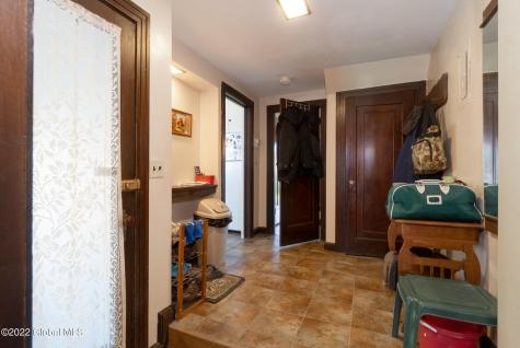 264 Lenox Avenue Albany NY 12208