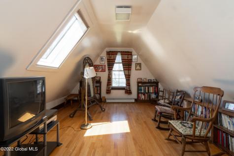 264 Lenox Avenue Albany NY 12208