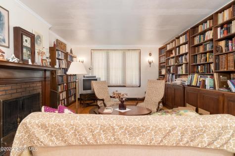 264 Lenox Avenue Albany NY 12208