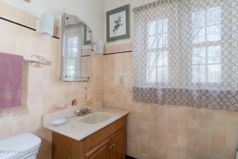 264 Lenox Avenue Albany NY 12208