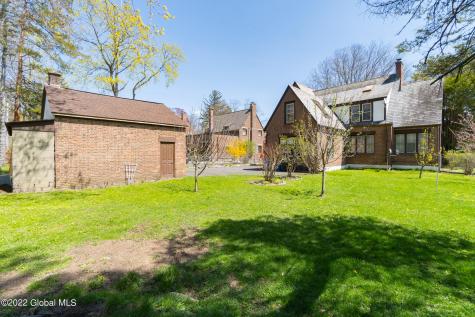 264 Lenox Avenue Albany NY 12208