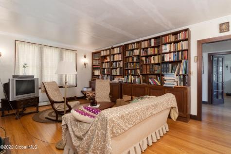 264 Lenox Avenue Albany NY 12208