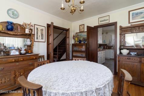 264 Lenox Avenue Albany NY 12208