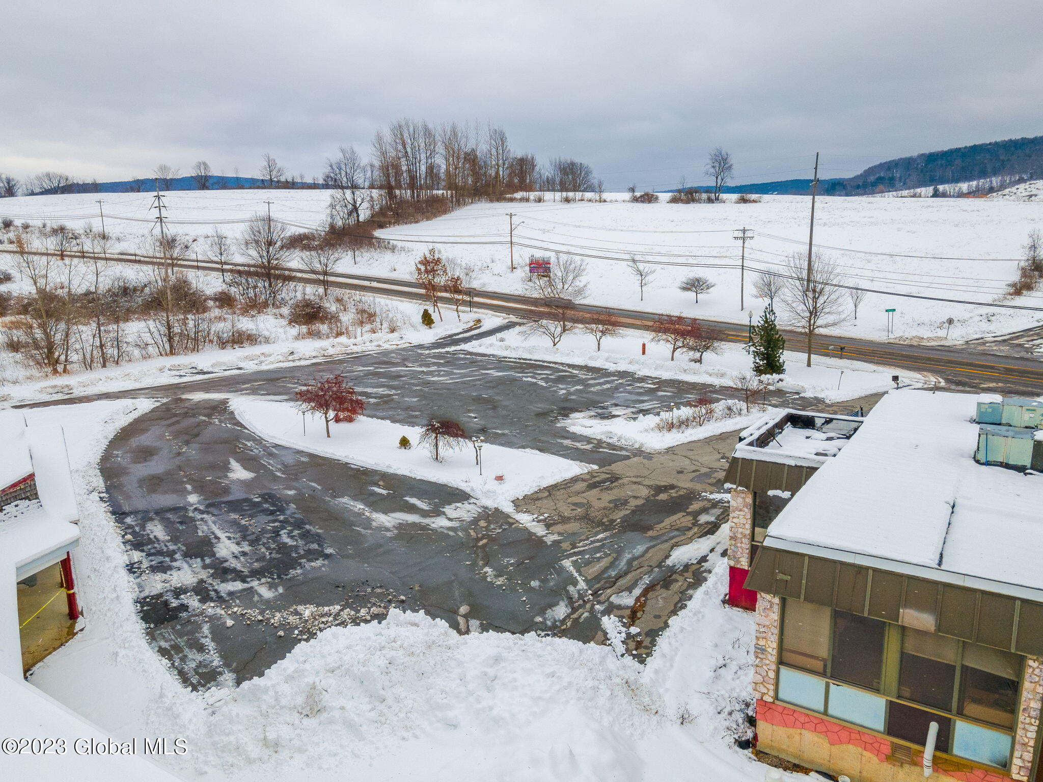 1009 E Main Street Cobleskill NY 12043