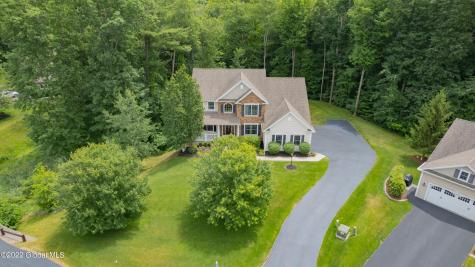 85 Chatsworth Way Clifton Park NY 12065