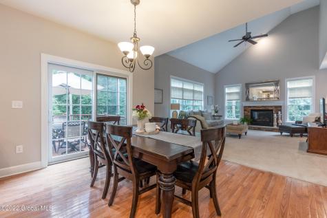 85 Chatsworth Way Clifton Park NY 12065