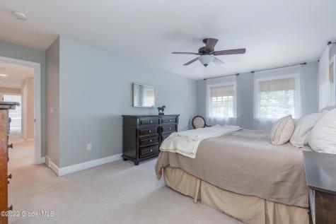 85 Chatsworth Way Clifton Park NY 12065