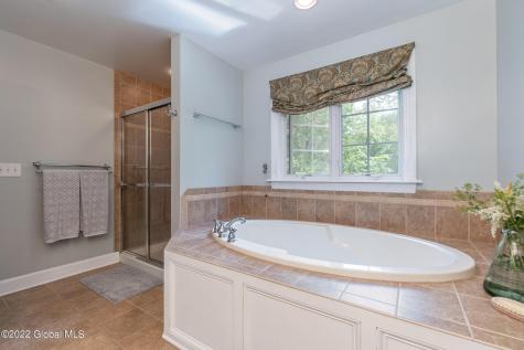 85 Chatsworth Way Clifton Park NY 12065
