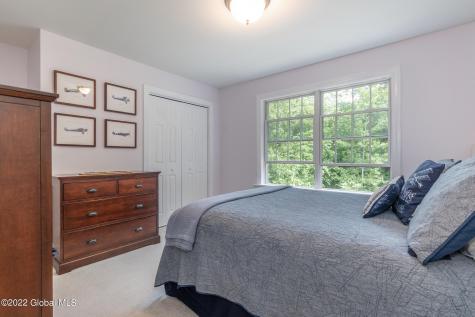 85 Chatsworth Way Clifton Park NY 12065