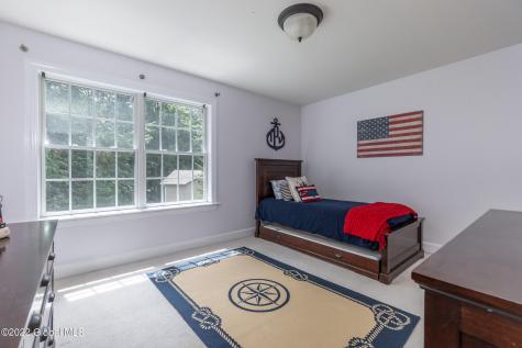 85 Chatsworth Way Clifton Park NY 12065
