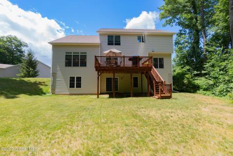 85 Chatsworth Way Clifton Park NY 12065