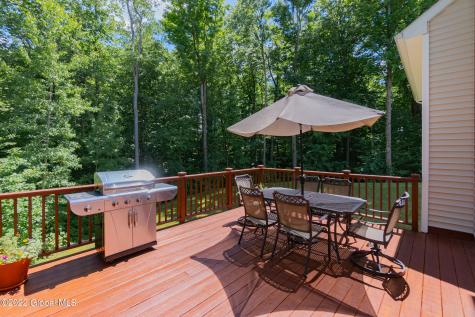 85 Chatsworth Way Clifton Park NY 12065