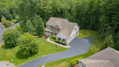 85 Chatsworth Way Clifton Park NY 12065