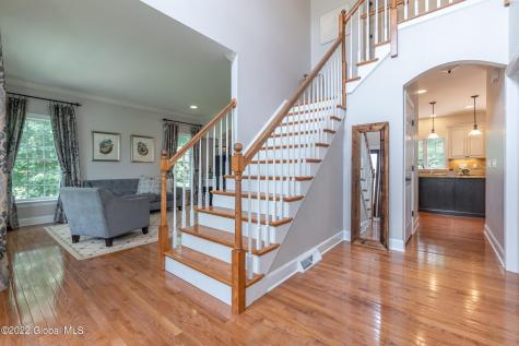 85 Chatsworth Way Clifton Park NY 12065