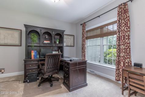 85 Chatsworth Way Clifton Park NY 12065